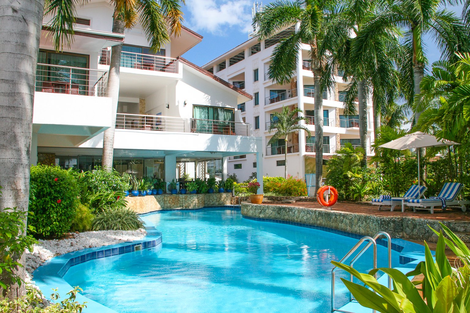pool-area.jpg