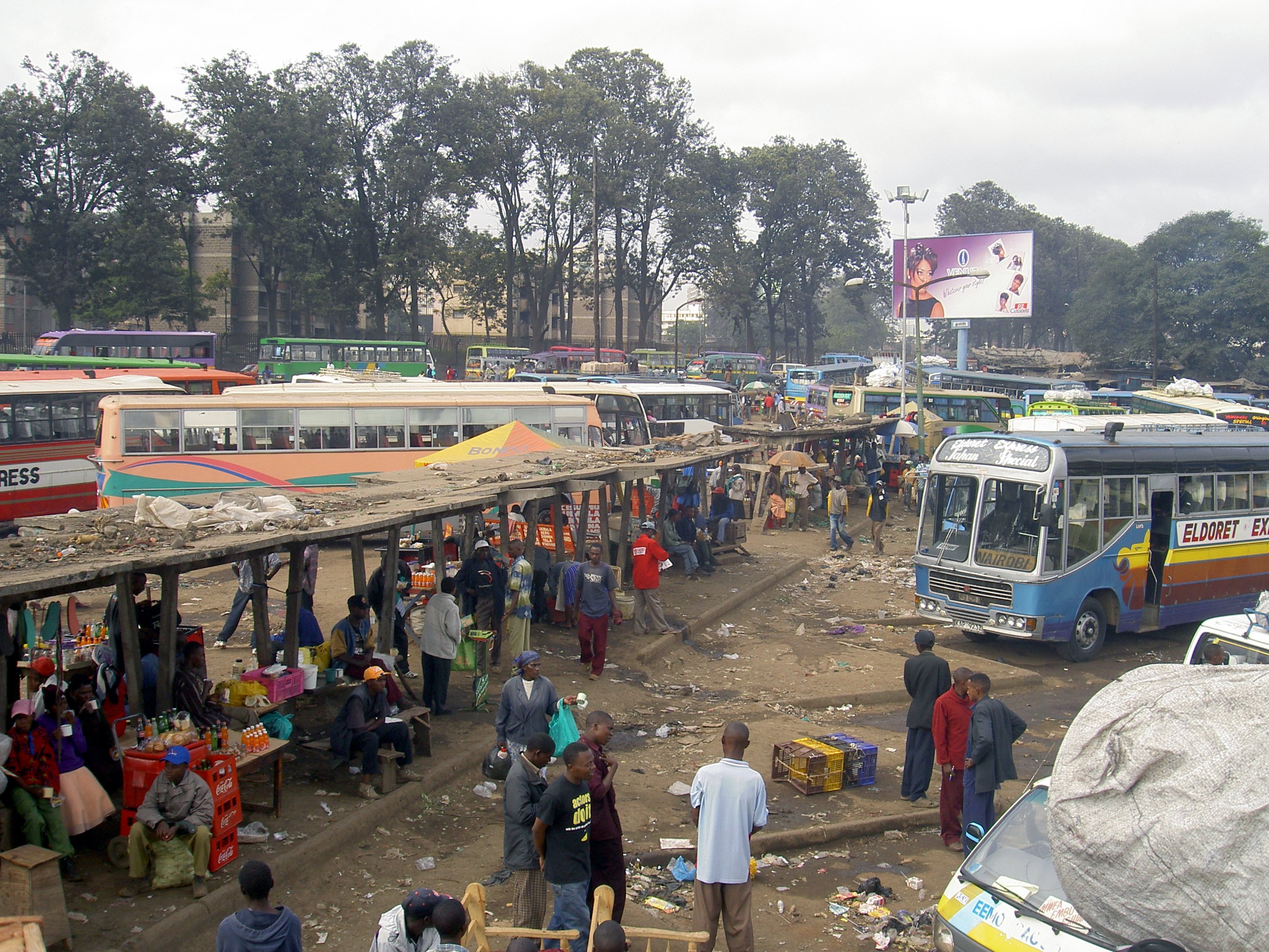 Nairobi_Bus_terminal_1.JPG