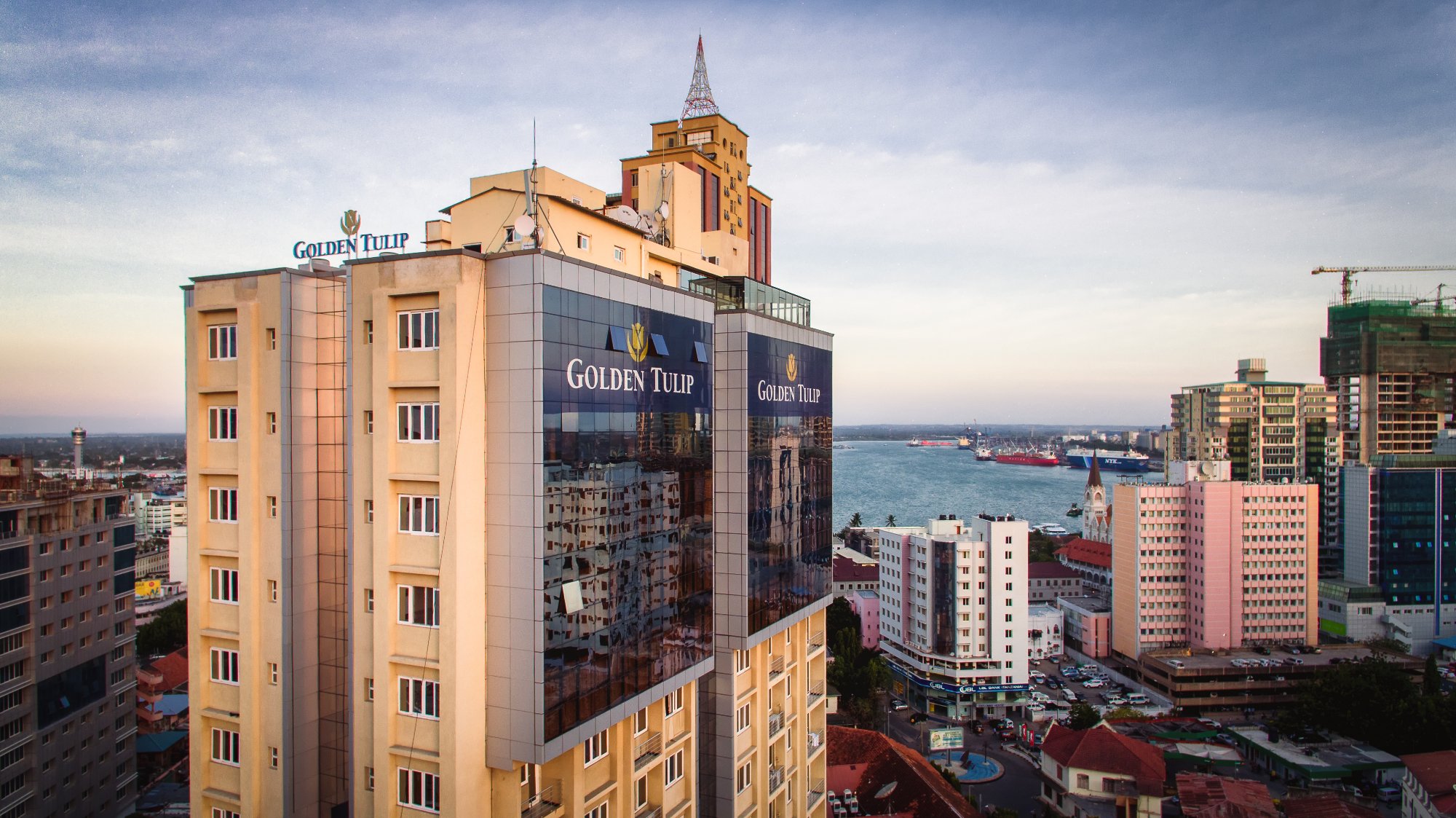 golden-tulip-dar-city.jpg