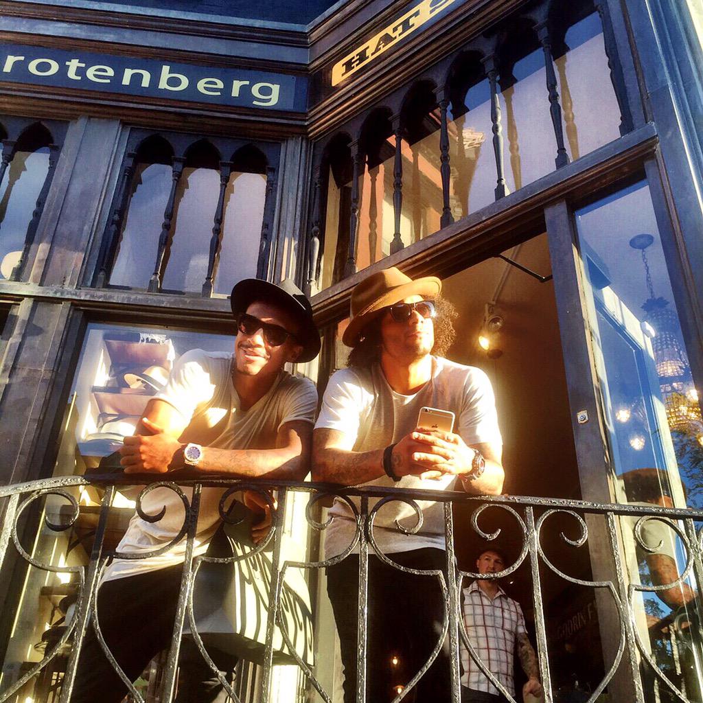 COQkoz3VAAAFp4r.jpg:large