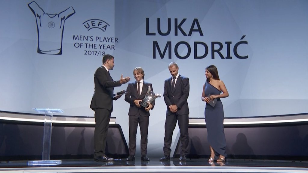 Dl3UenHXgAEZDZD.jpg:large