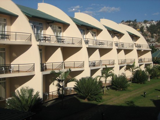 ryan-s-bay-hotel.jpg