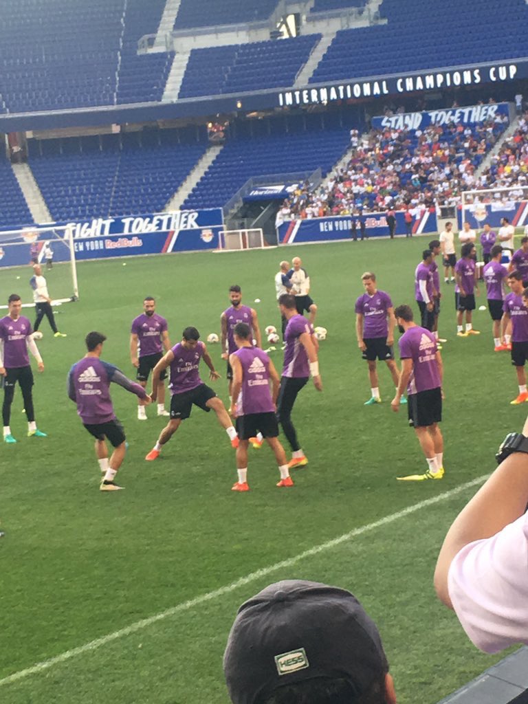 Co53_IdWIAAov3l.jpg:large