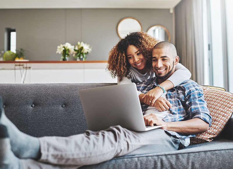 couples-using-computer.jpg