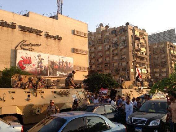 BOQ5HU_CYAAmUEv.jpg:large