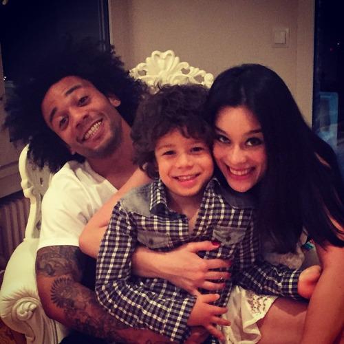 B6TonX9IAAAUWh4.jpg:large