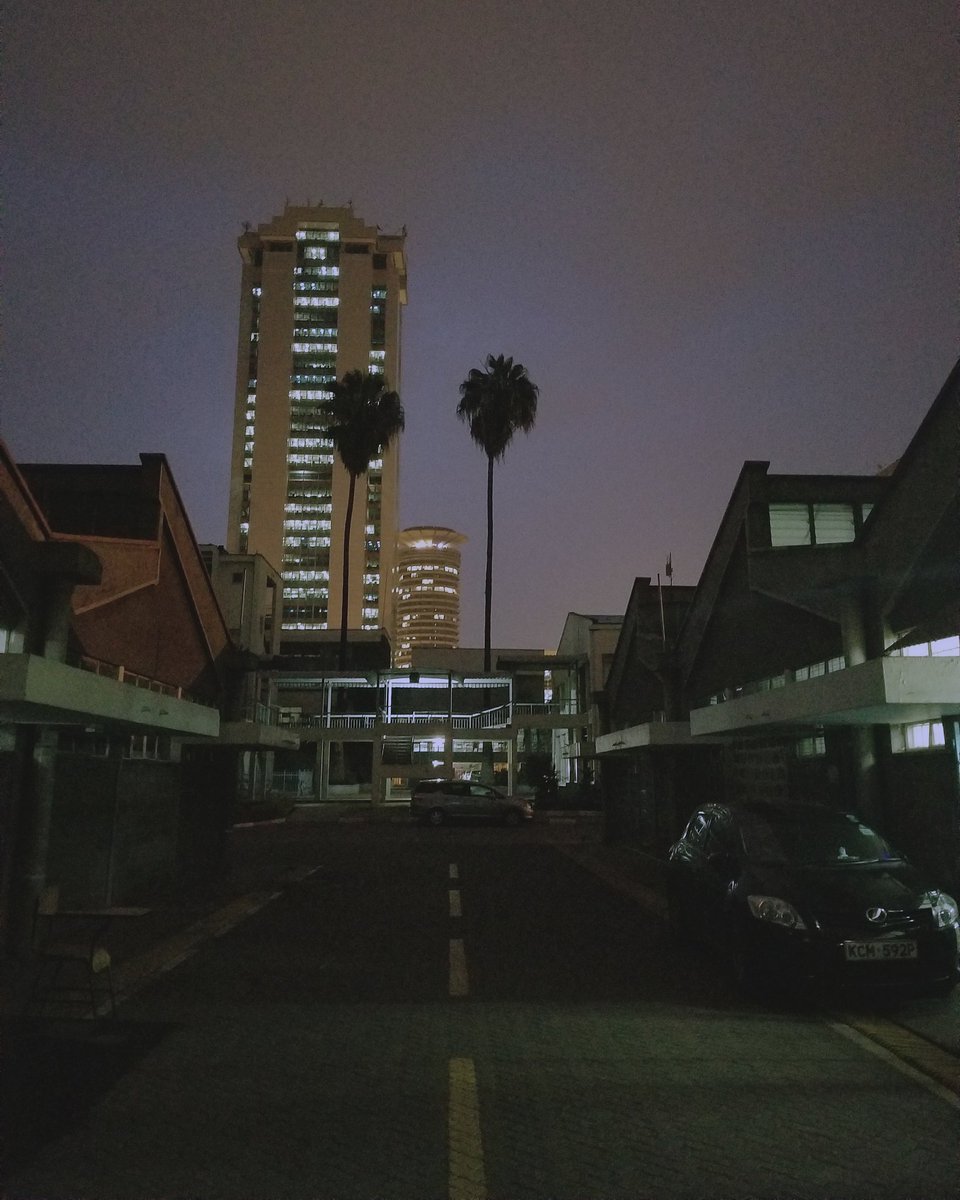 DIftA-QXYAEnW9N.jpg