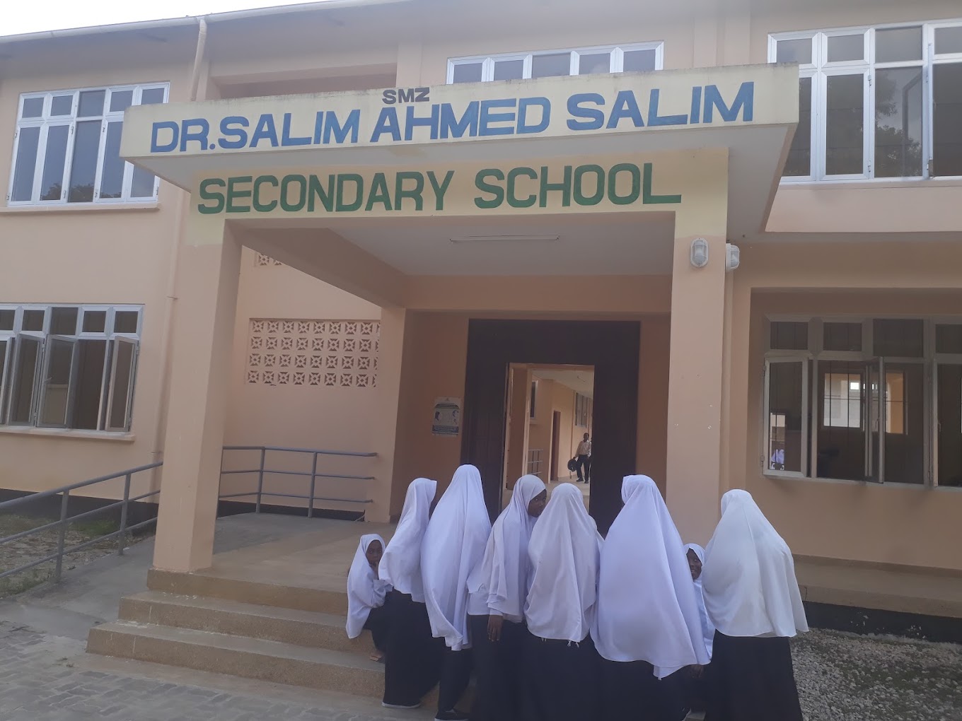 AF1QipMH4MDX_dc3dizKGPfbCRYYb0UCouyvBFUWOZe4=s1360-w1360-h1020