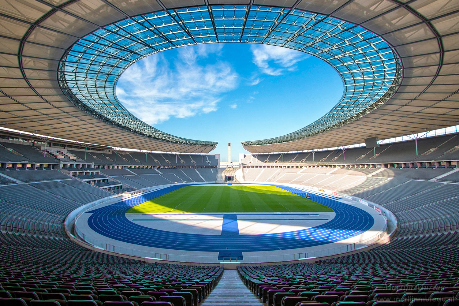 OlympiaStadium-Berlin-1-Interior.jpg