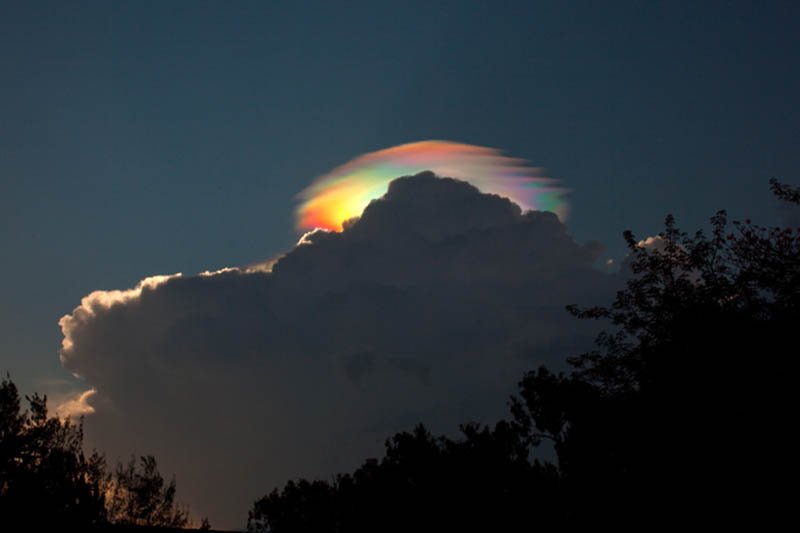 cloud-iridescence.jpg