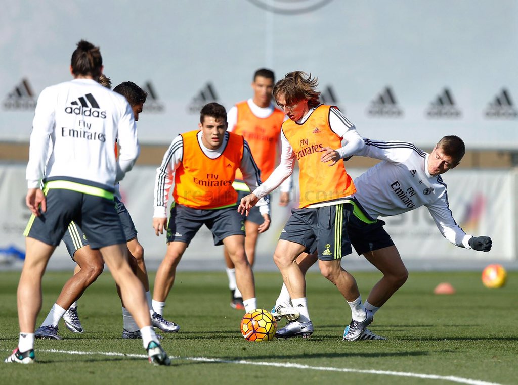 CVYb0qsUYAAruKW.jpg:large