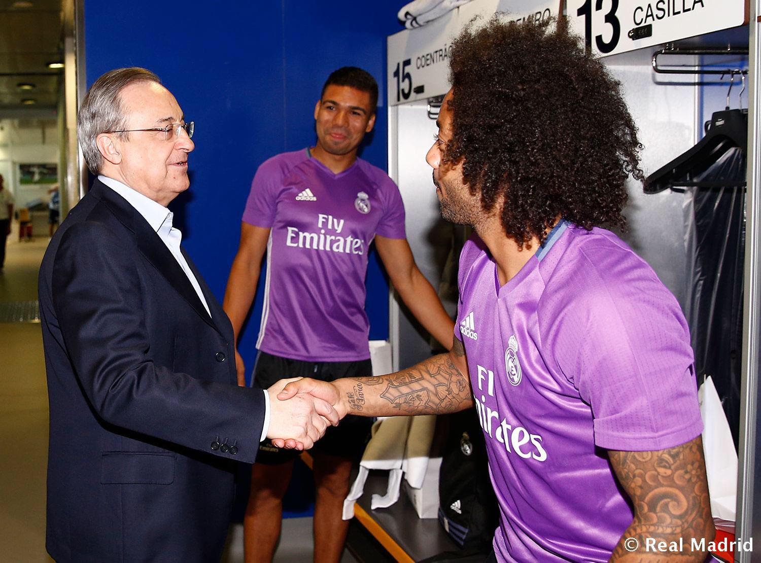 Cnexy9vXYAACl8Q.jpg:large