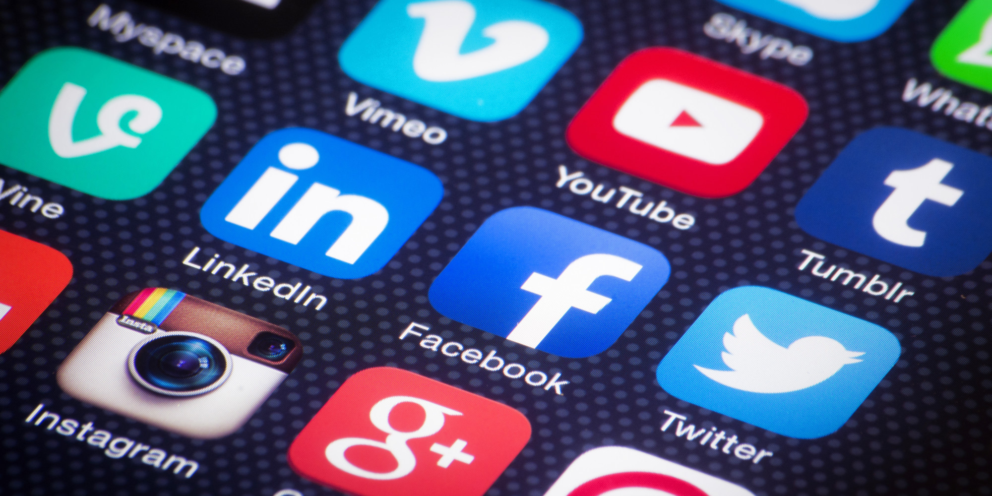 o-NEW-MEDIA-facebook.jpg