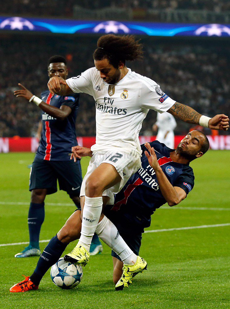 CR4YMm4UwAAeMhU.jpg:large