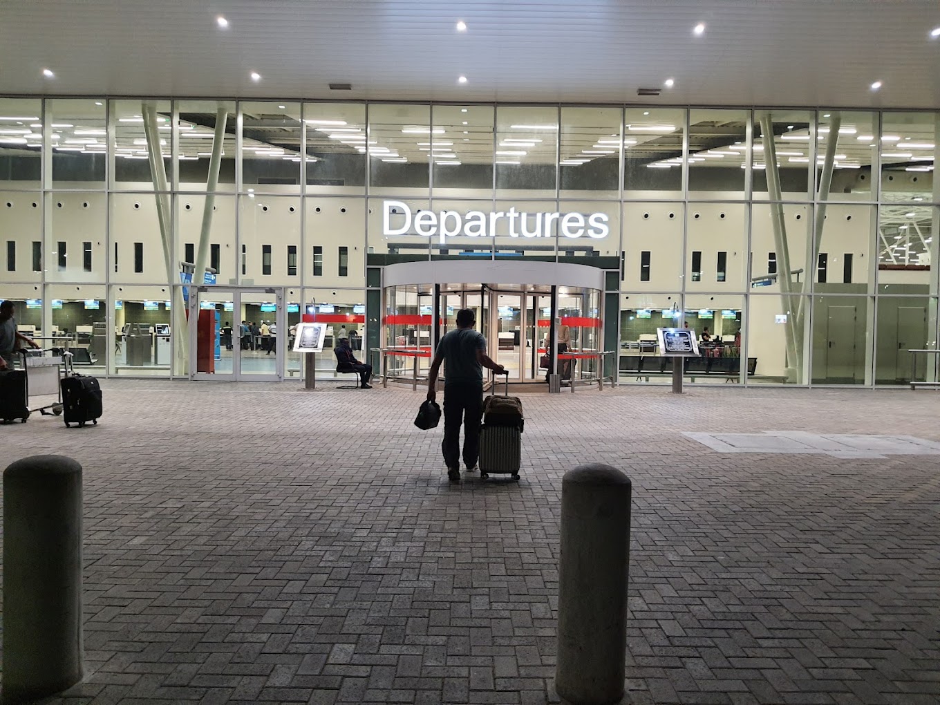 AF1QipM_ydEInQbbskTHh-jAHf0wy7F2iZiJFrK0i6ID=s1360-w1360-h1020