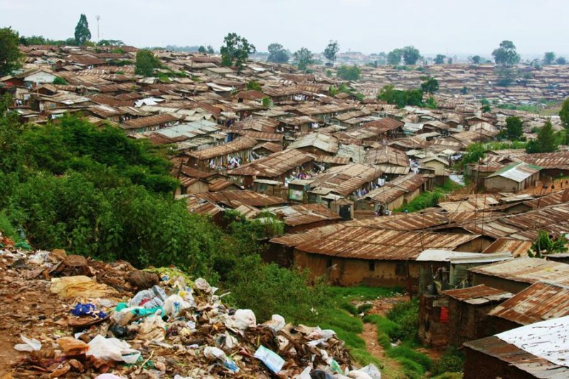 Looking-down-on-Kibera_900x600.jpg