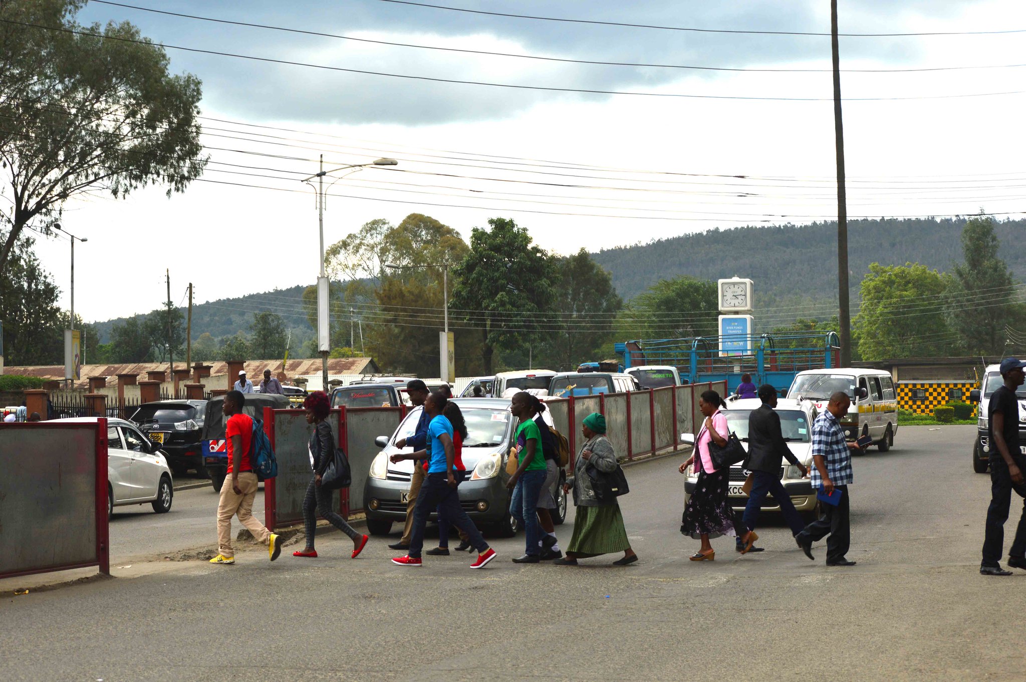 CjH4M2AWsAA3OD0.jpg:large