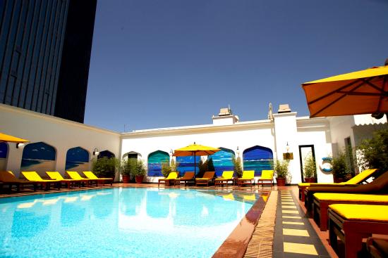 heated-outdoor-swimming.jpg