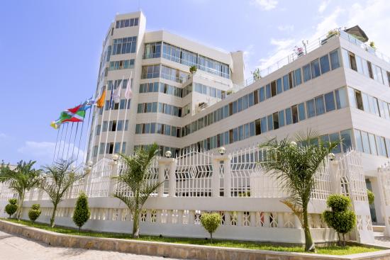 facade.jpg