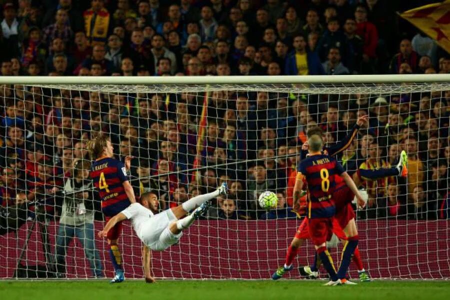 CfHH_E4WEAAJj3E.jpg:large