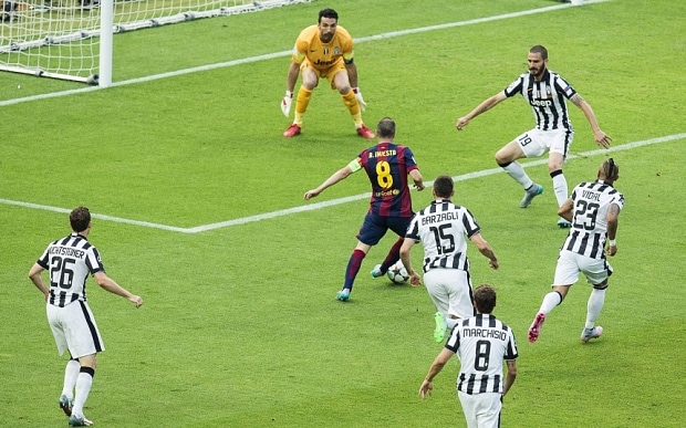 iniesta_assist_3332721b.jpg
