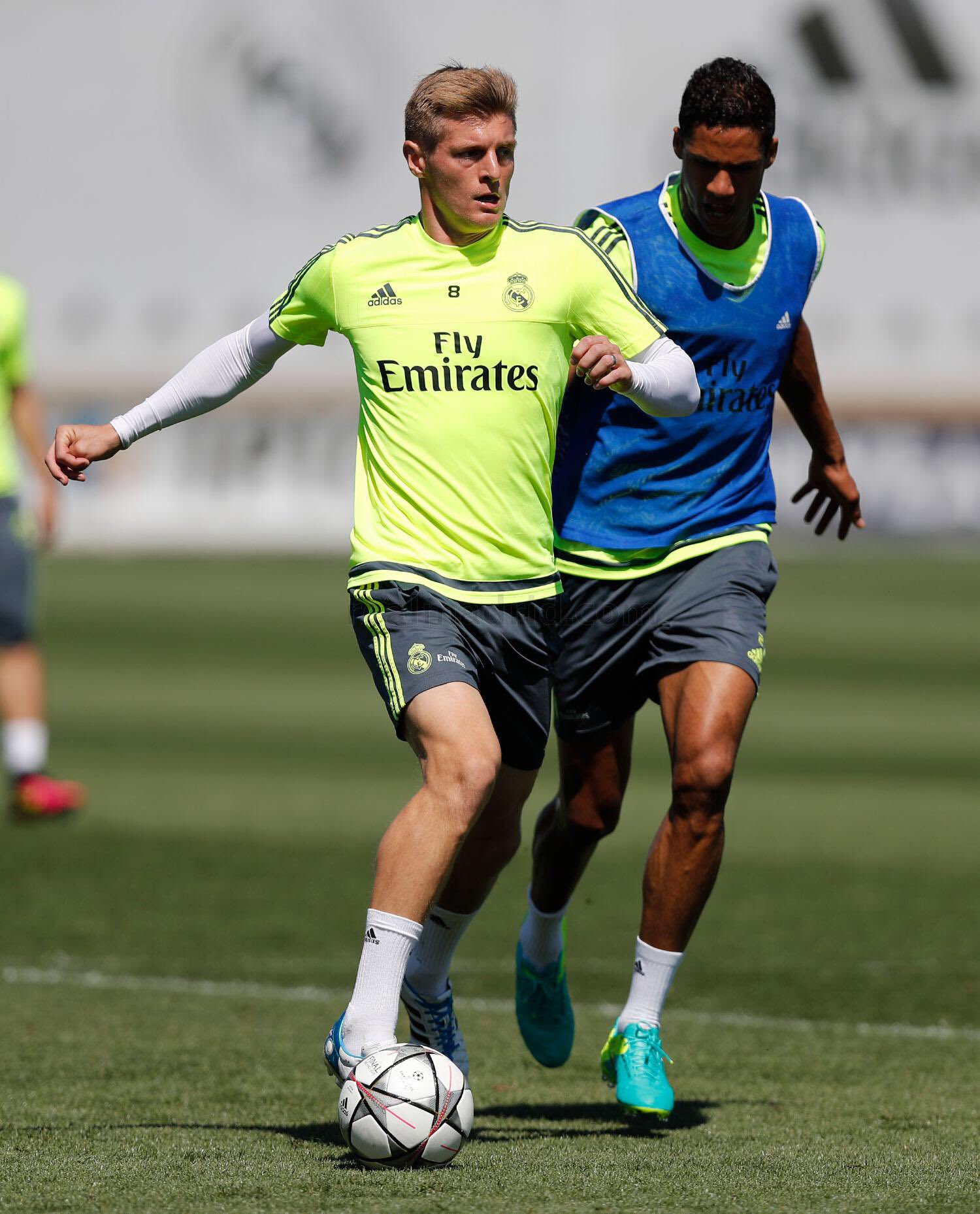 Ci5W1jEWEAALZU0.jpg:large