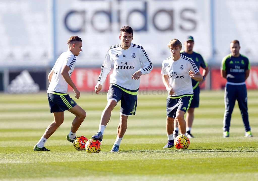 CR7u1xmWEAAn0Cc.jpg:large