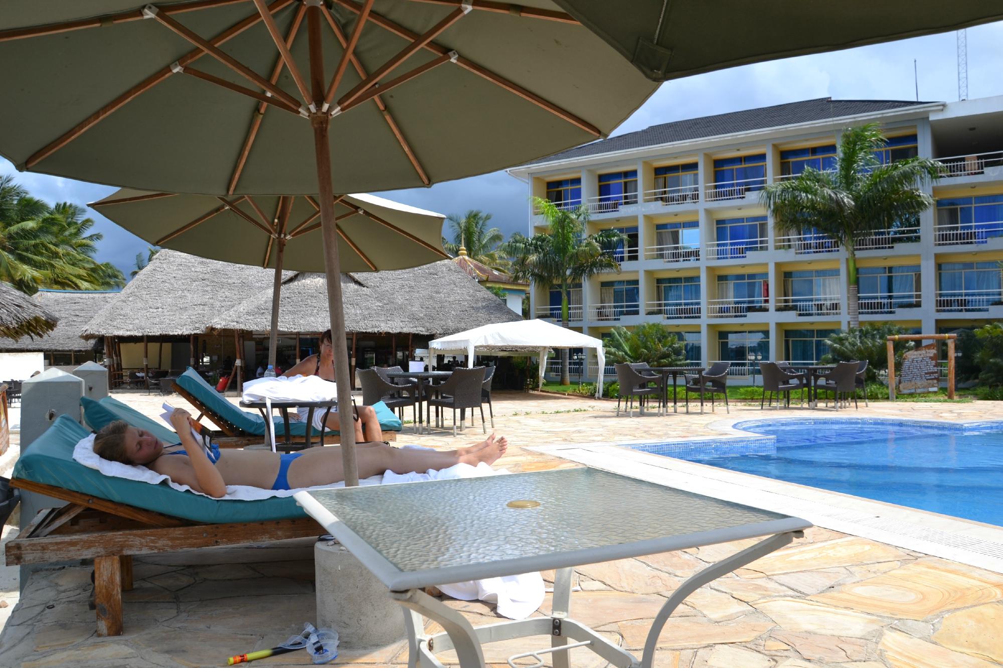 giraffe-ocean-view-hotel.jpg