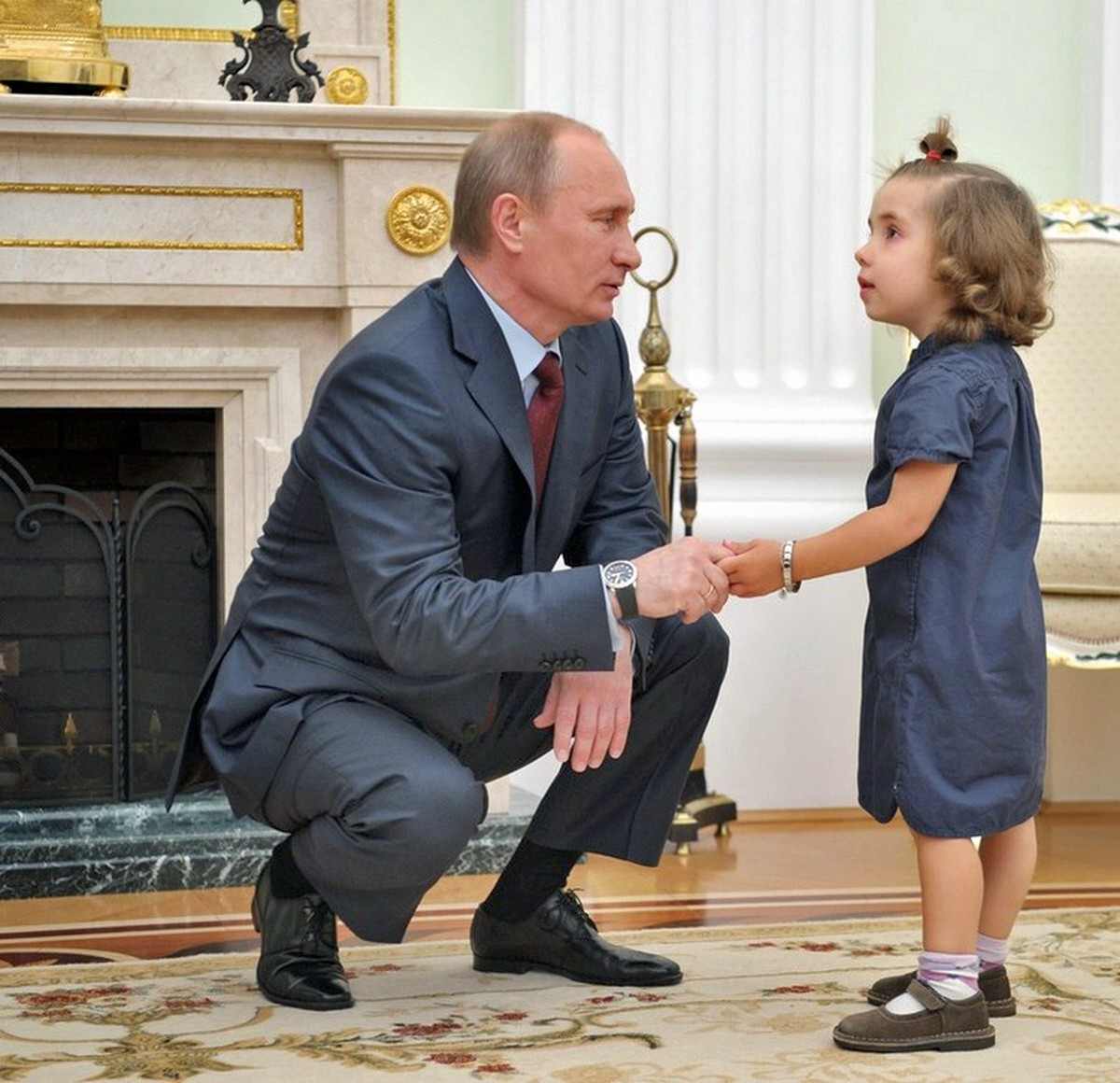 00-putin-with-child-07-10-12.jpg