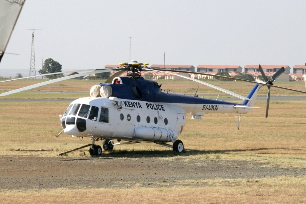 Kenyan_Police_Mil_Mi-17_UA-320-2.jpg