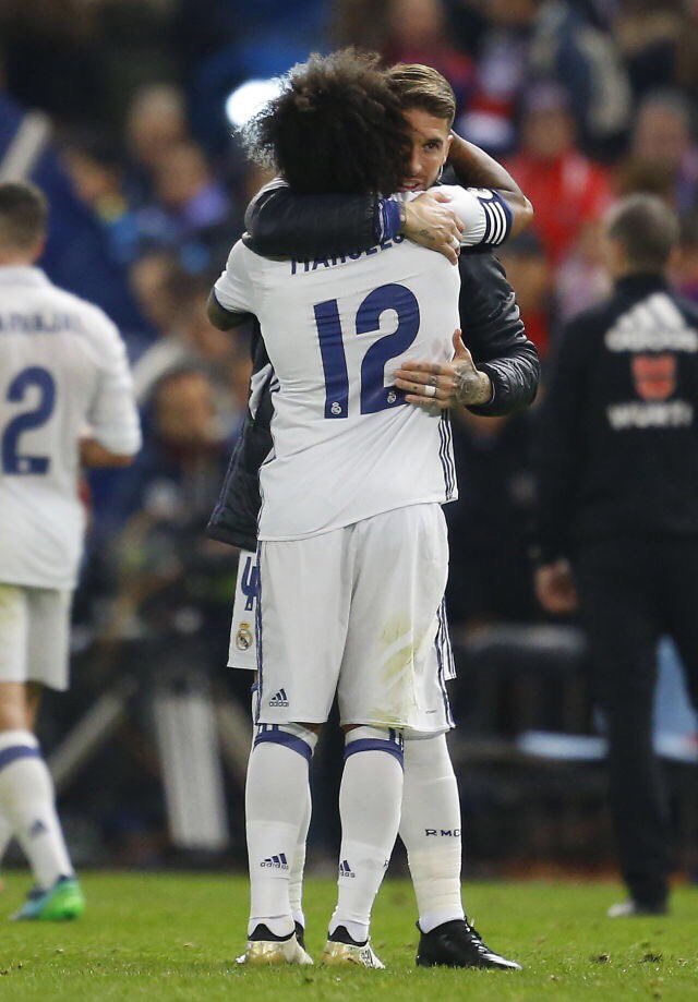 CxuLIASXUAAbVG6.jpg:large