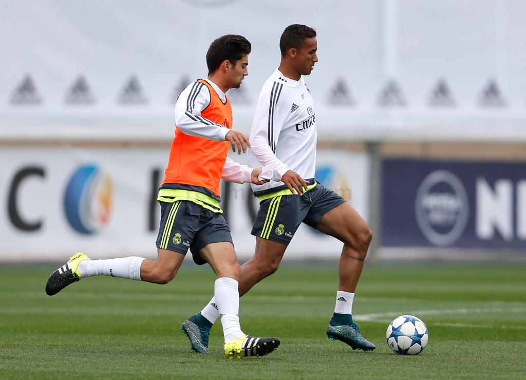 CRrRd9vVAAAJbDU.jpg:large