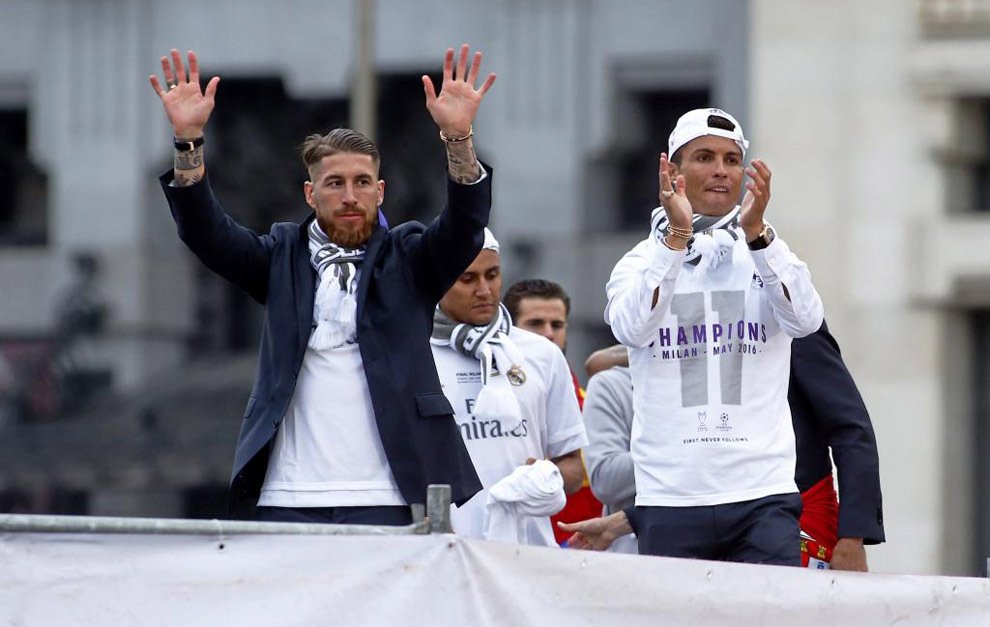 Clyk_8zWIAAm7mV.jpg:large