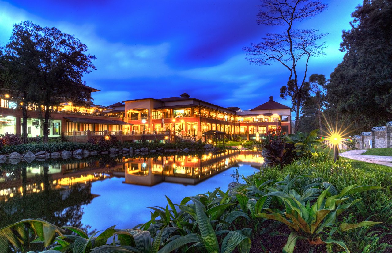 DPJ0fRGX0AAX7ff.jpg:large