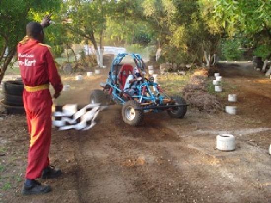 off-road-buggies-on-the.jpg