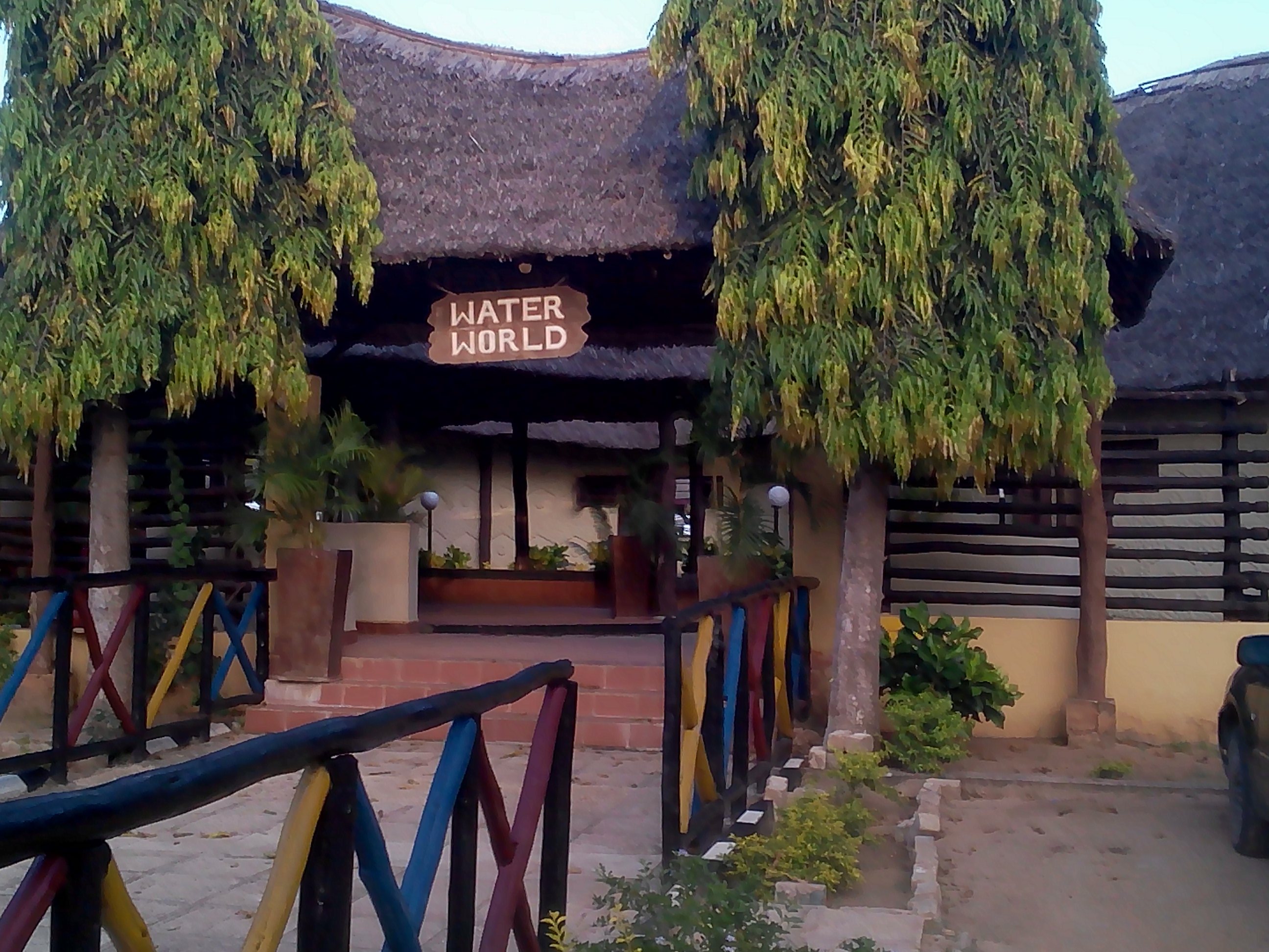 AF1QipOv0tQBxX-D2rbj4EwchSobEK52UUV_3pVVrDMO=s0