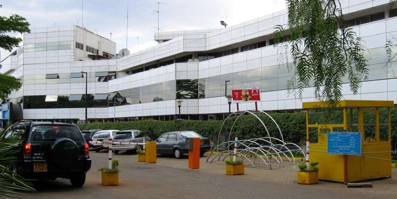 Nair-Sarit-Ctr2-022407.jpg