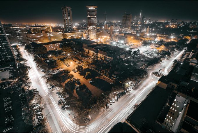 DE1NNAsWAAAfiBj.jpg:small