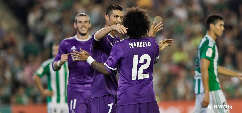 Cu1RKdXXEAESLaA.jpg:large