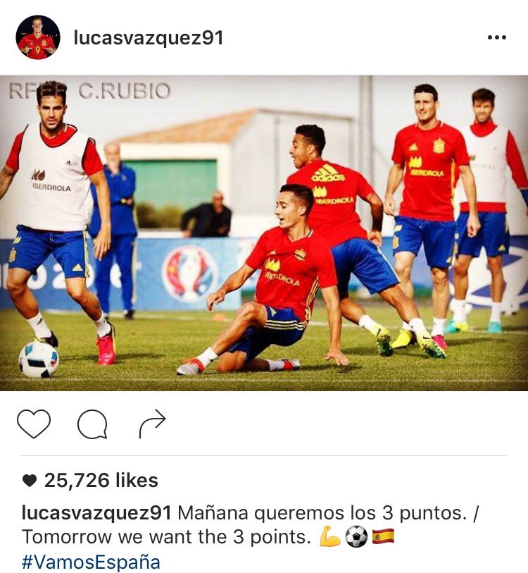 ClE0jXBXIAAGi0_.jpg:large