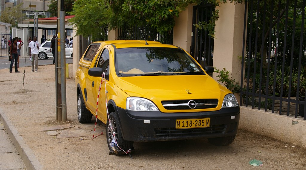 opel-corsa-kb-namibia-2010.jpg