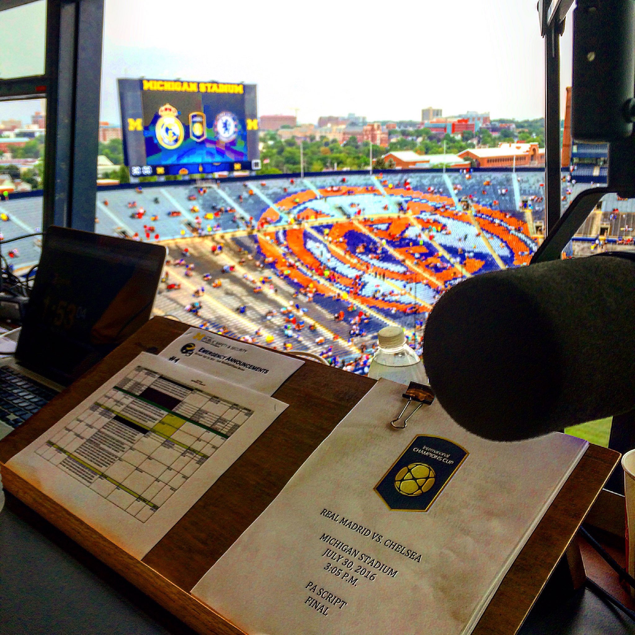 CooeBoHWgAEKtko.jpg:large