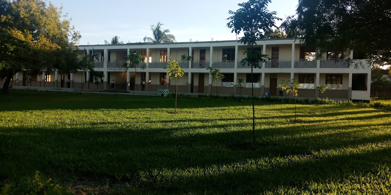 AF1QipNSko5WMpCFBy_om6VEi8ciPSe8fIKl6oSIZUVK=s1360-w1360-h1020