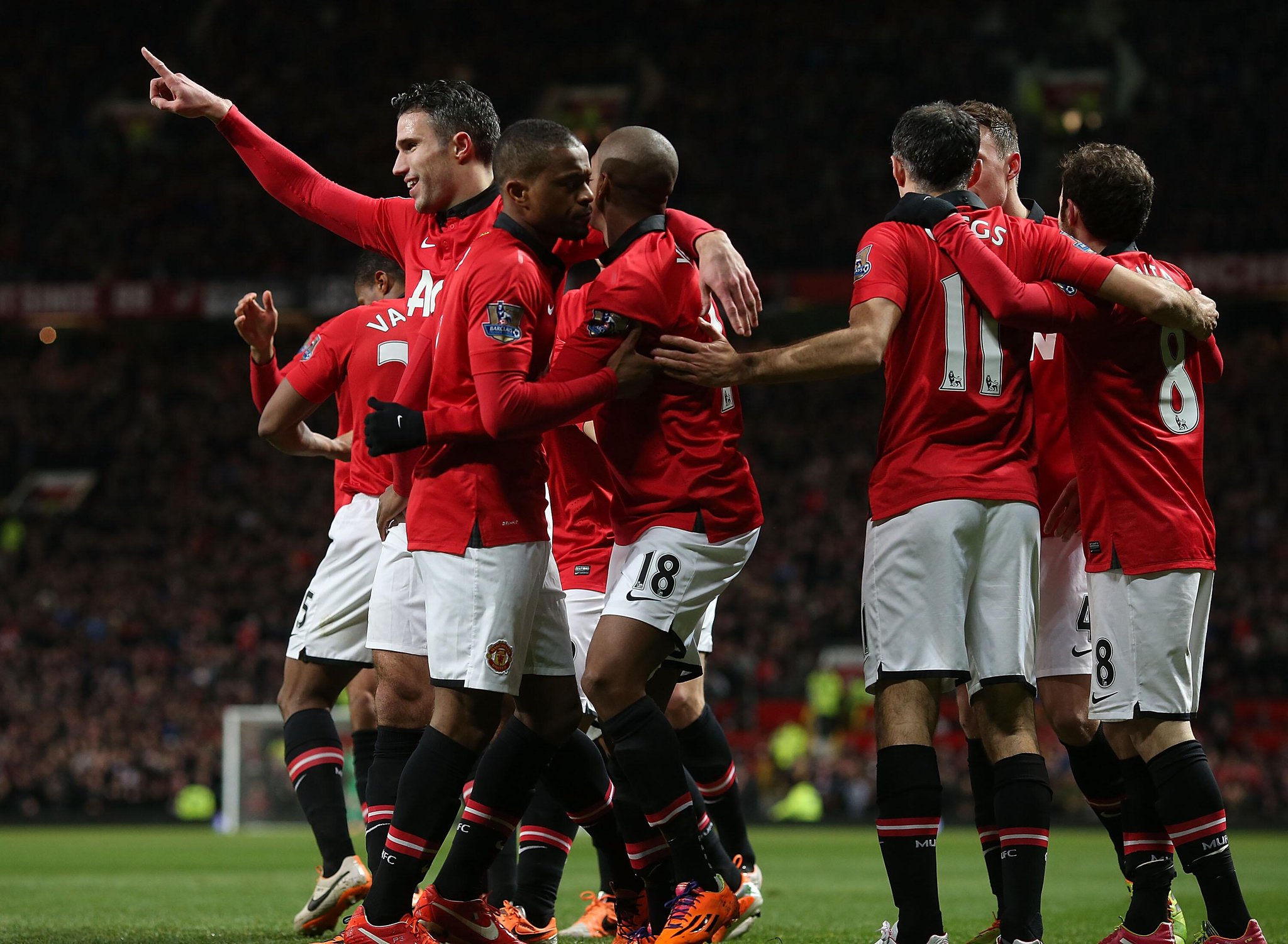 BfGPJ78IYAAEbyS.jpg:large