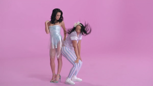 all-about-that-bass-gifs3_2.gif