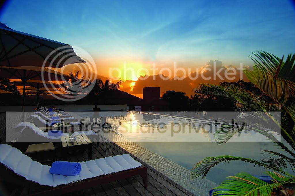 infinitypool.jpg
