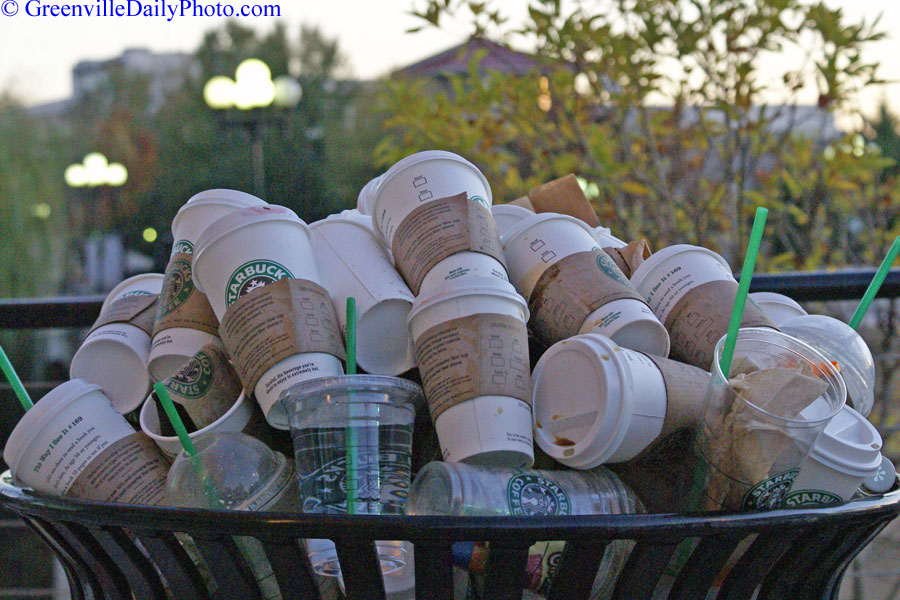 20061101_starbucks_900x600.jpg