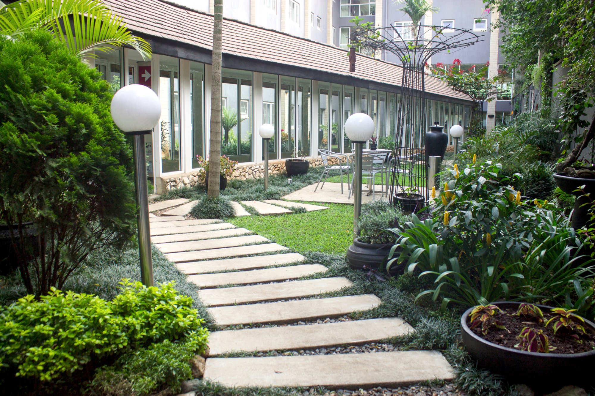 town-lodge-upper-hill.jpg