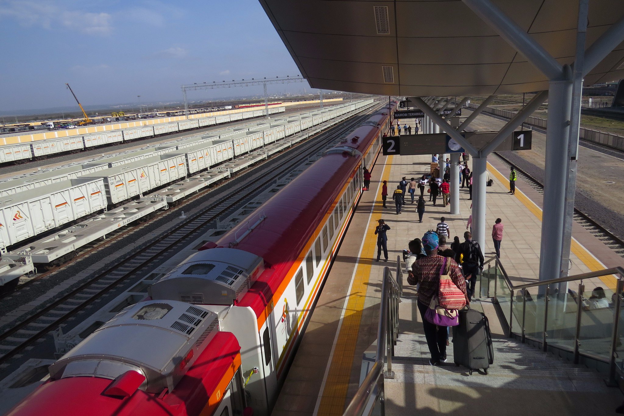 DB98MjtWsAAEXl6.jpg:large