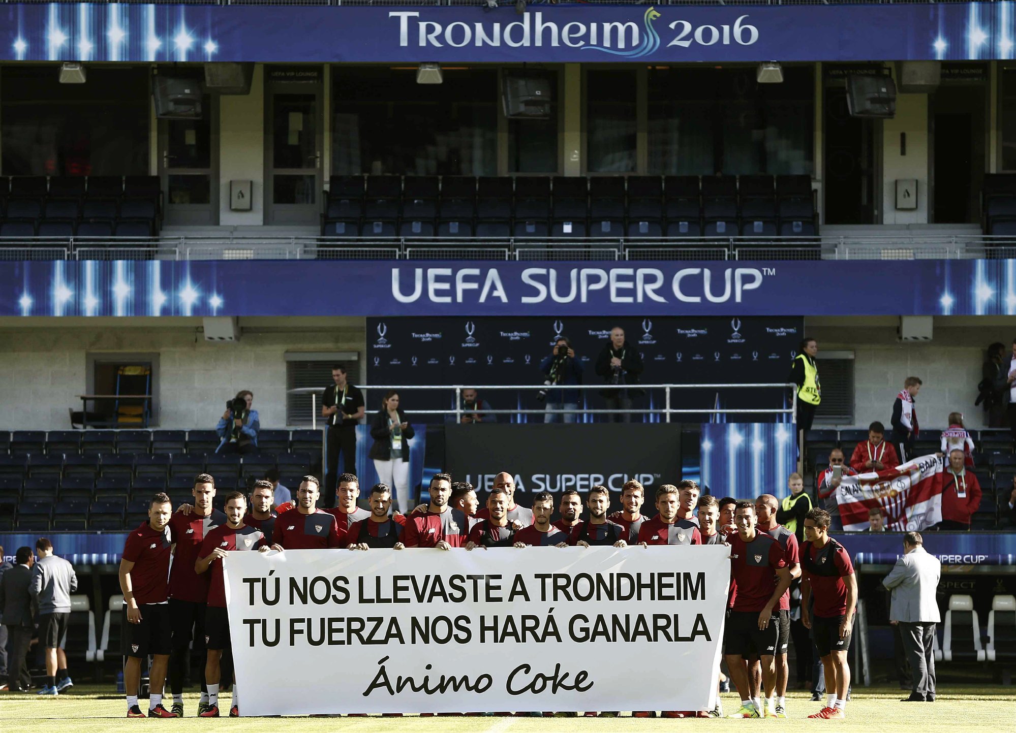 CpWlJnIWgAEil0j.jpg:large